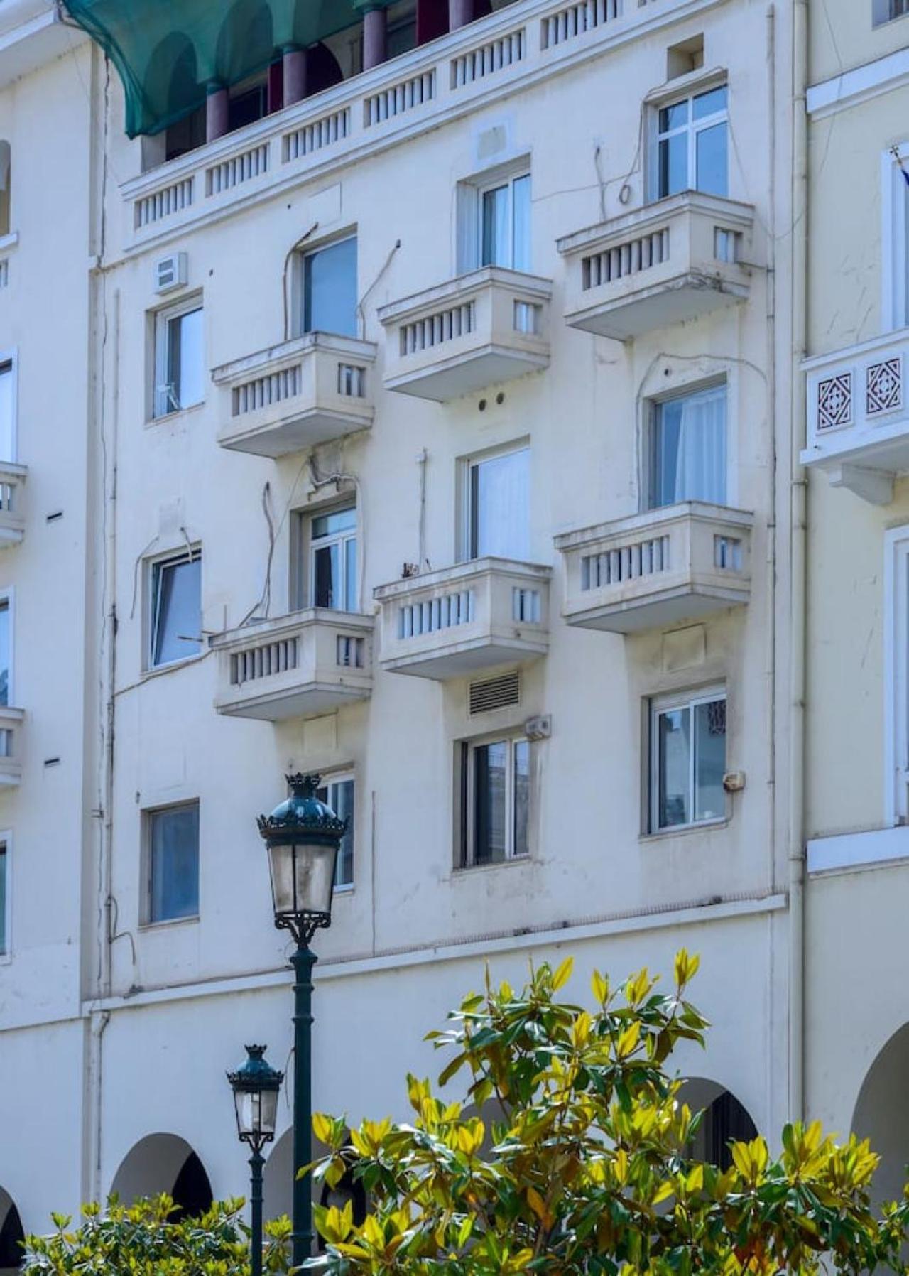 Aristotelian Virtues - Tharros Thessaloniki Exterior photo
